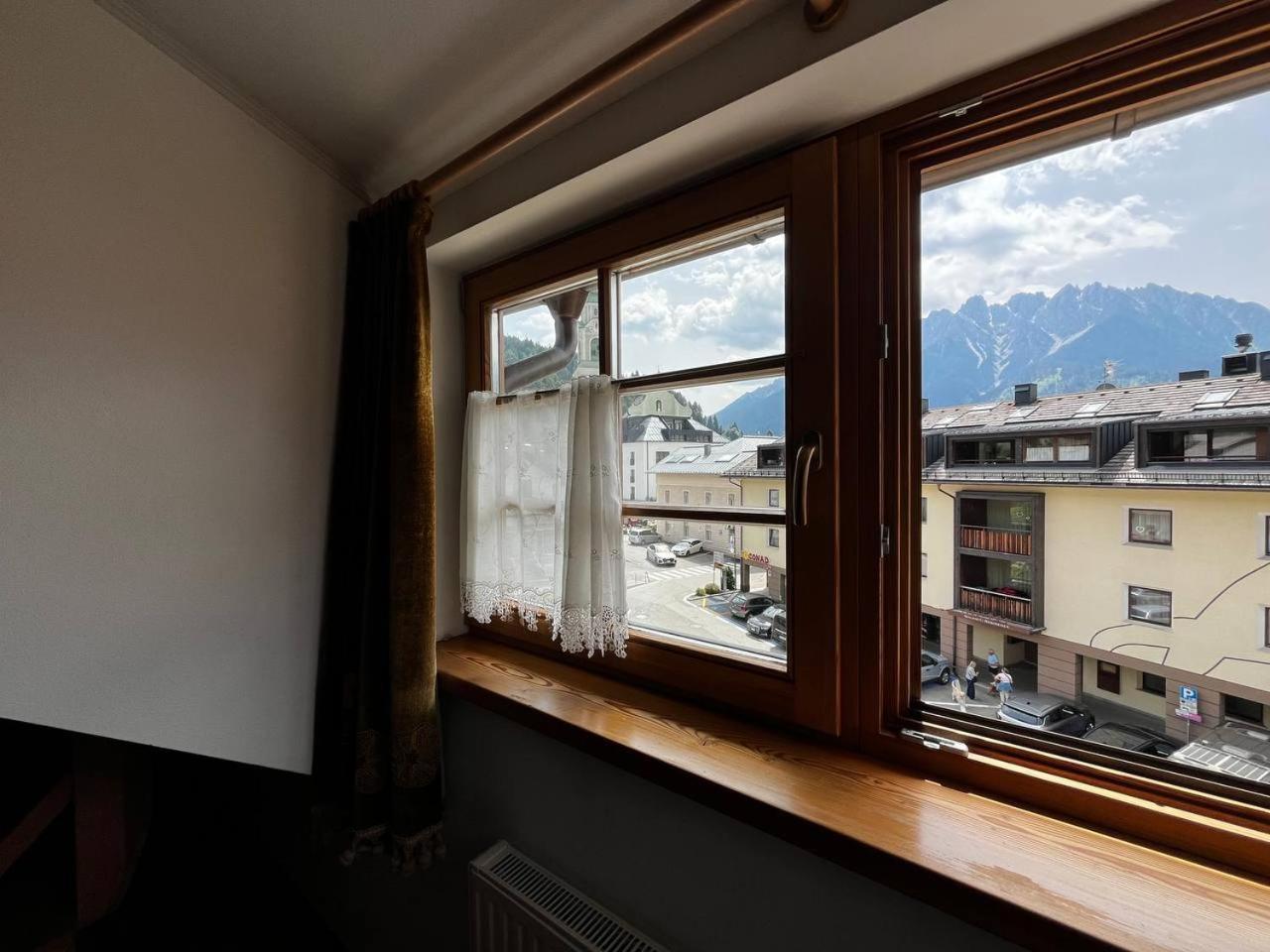 Stroblhof Toblach-Dobbiaco Eksteriør bilde